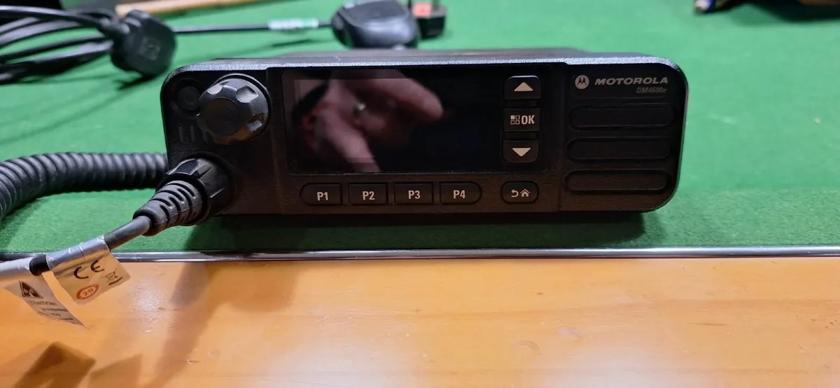 Motorola DM4600e and External Power Supply - Image 1