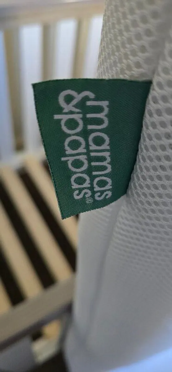 Mothercare cot 5-in-1 bed pristine condition with matress - Image 4