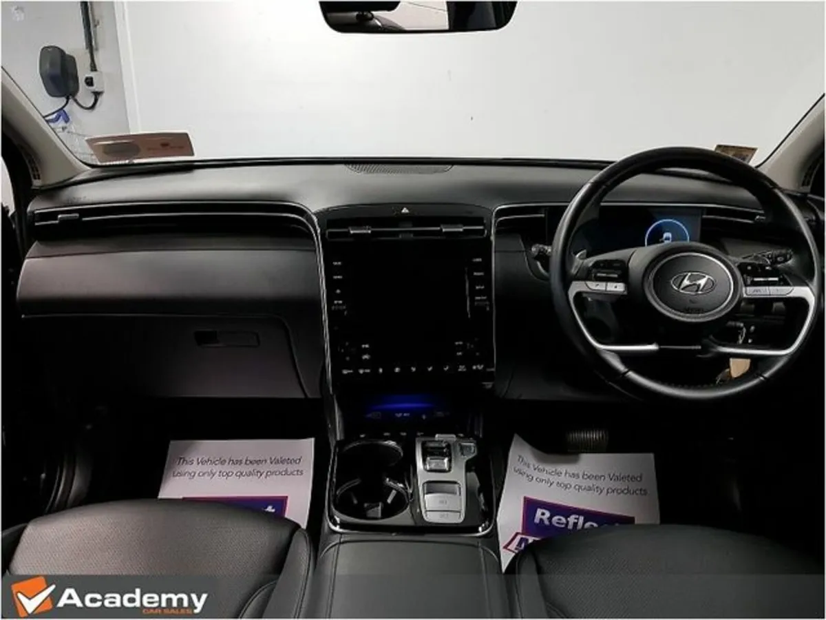 Hyundai Tucson Executive Phev 5DR Auto - Image 2