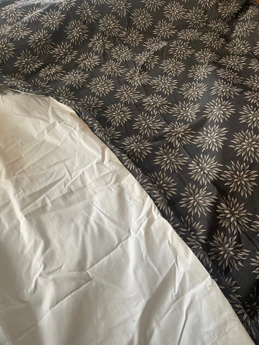 2 Pairs of Handmade Curtains - Image 2