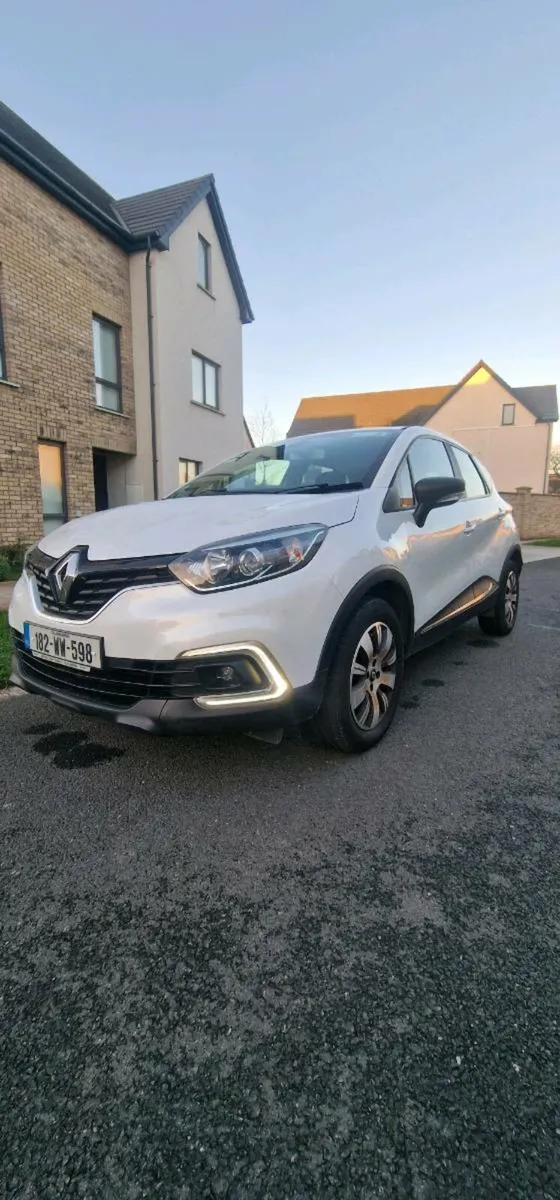 Renault Capture EXPRESSION+  (8999 €) - Image 1