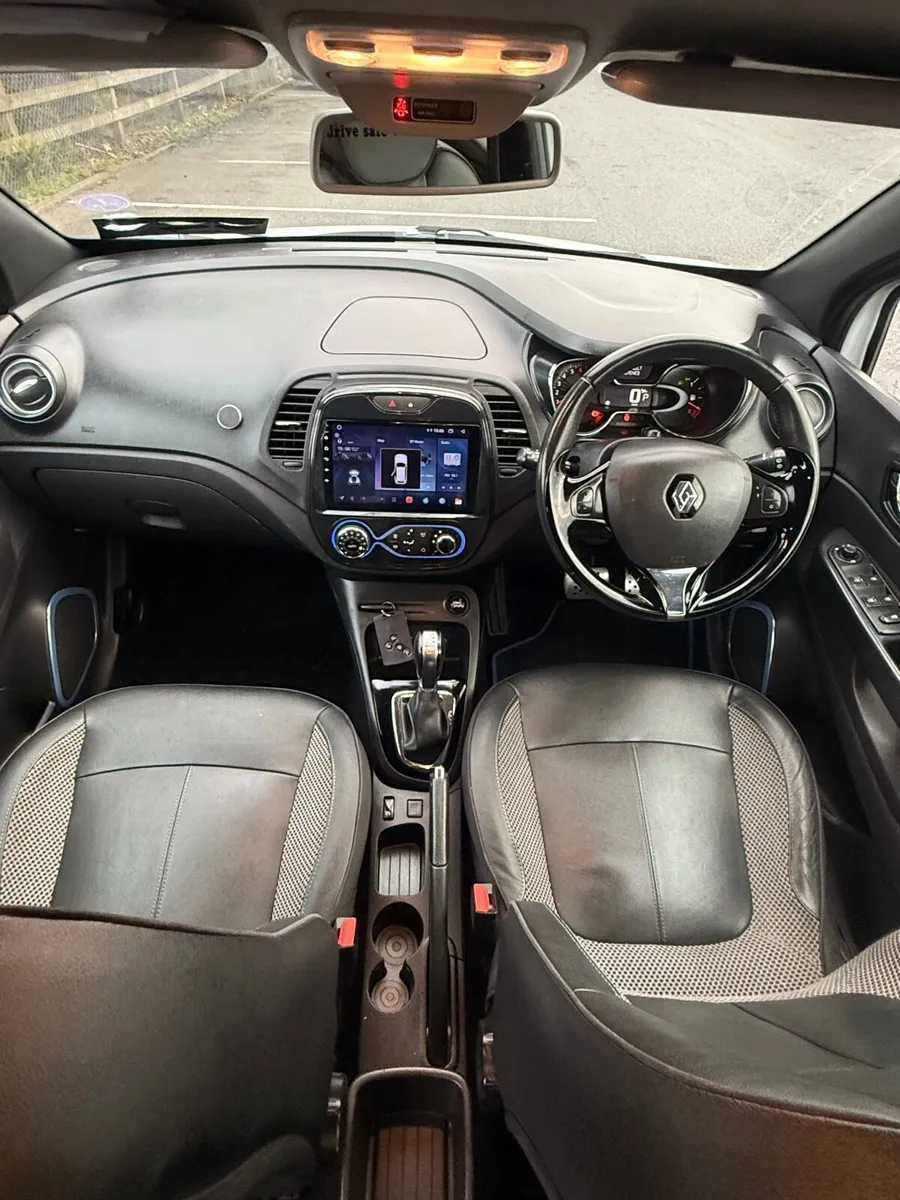 PRICE 9350//Renault Captur 2017 (Automatic) - Image 3