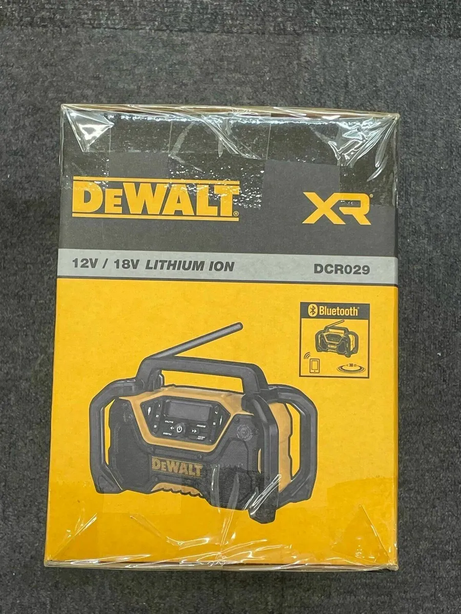 DeWalt Site Radio - Image 4