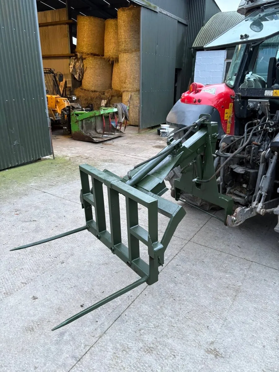 Tanco back loader - Image 1