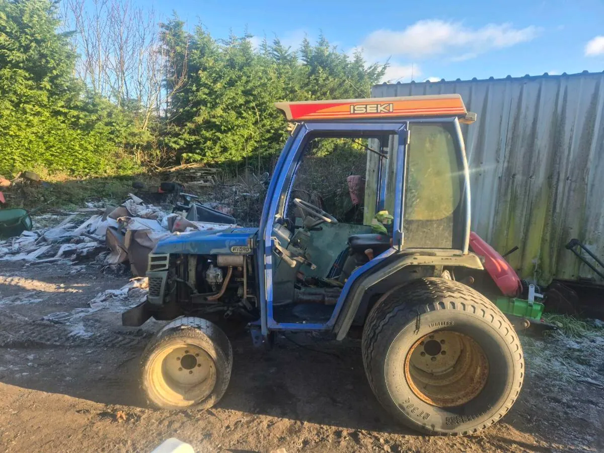 Iseki th28 compact tractor