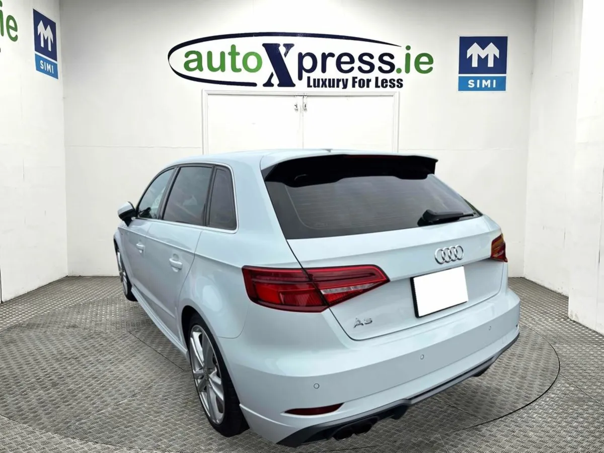Audi A3 SPORTBACK 30 TFSI SPORT S LINE Automatic - Image 3