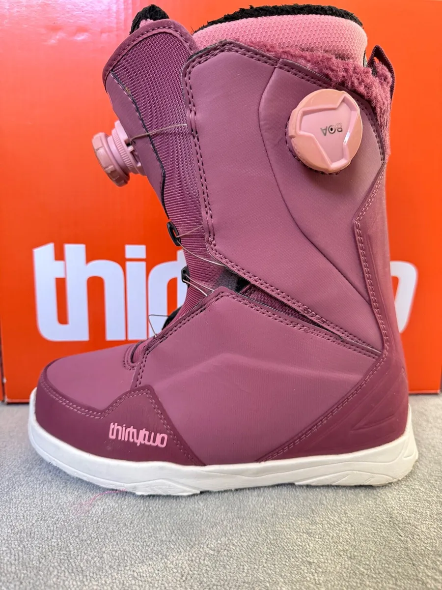 thirtytwo Snowboarding Boots UK Size 4 - Image 3