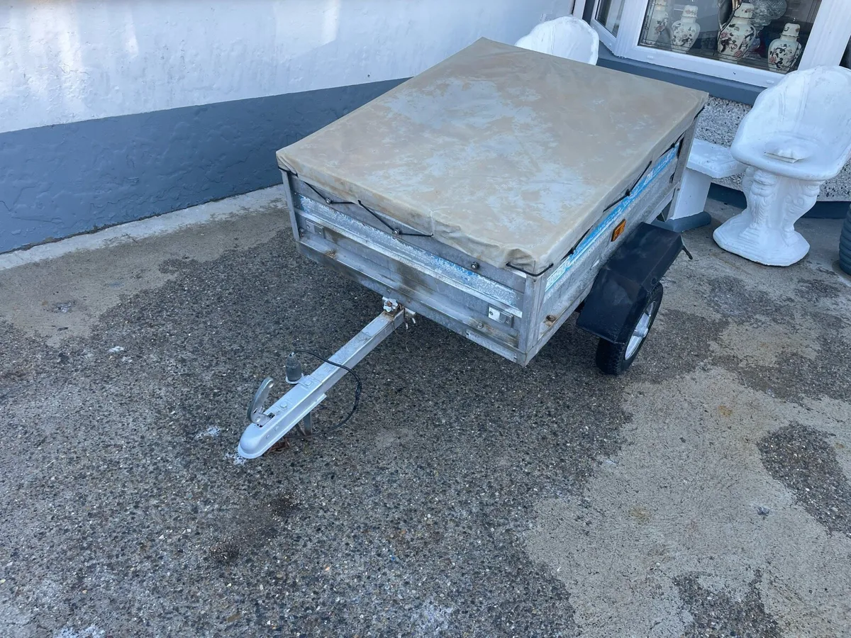 Car trailer for sale - Image 1