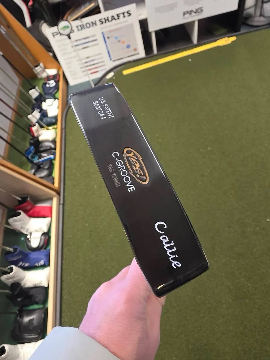 Yes C-Groove Callie Putter - Image 1