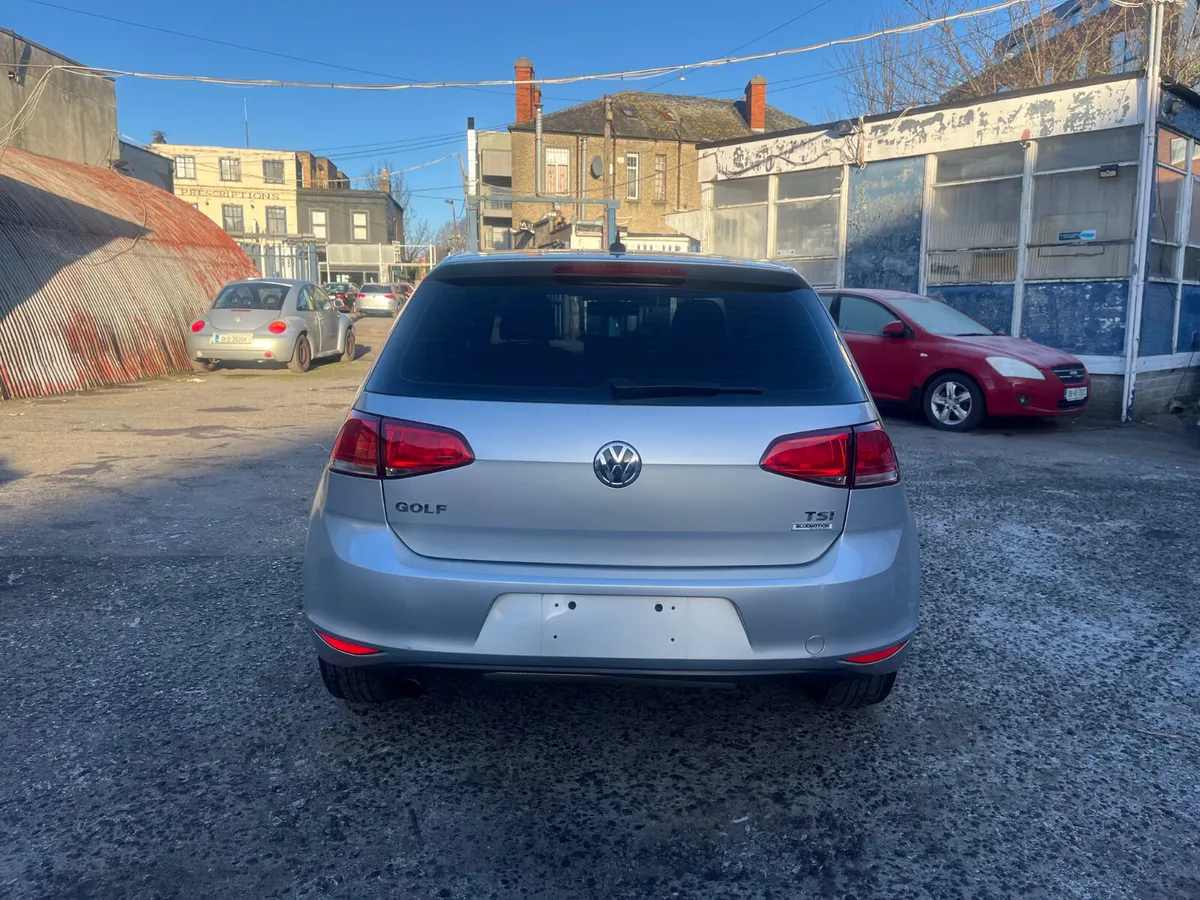 2016 VOLKSWAGEN GOLF, COMFORTLINE, LOW MILEAGE - Image 4
