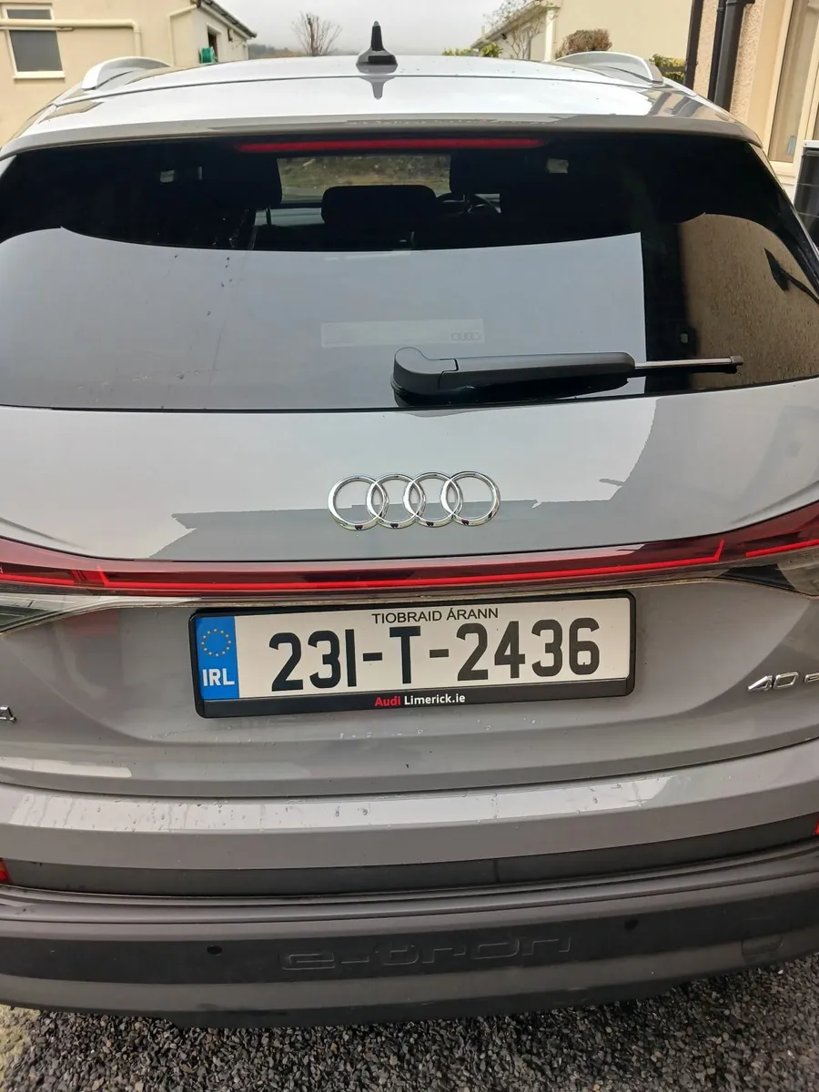 Audi e-tron 2023 - Image 2