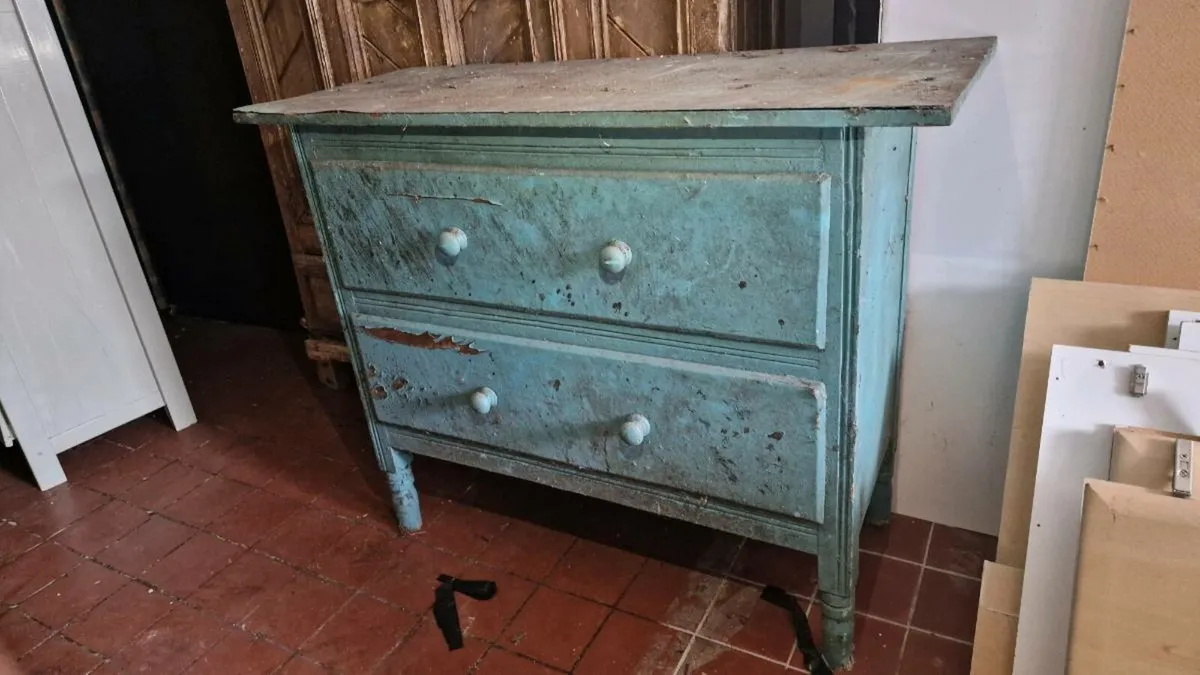 Chest of Drawers - Image 2