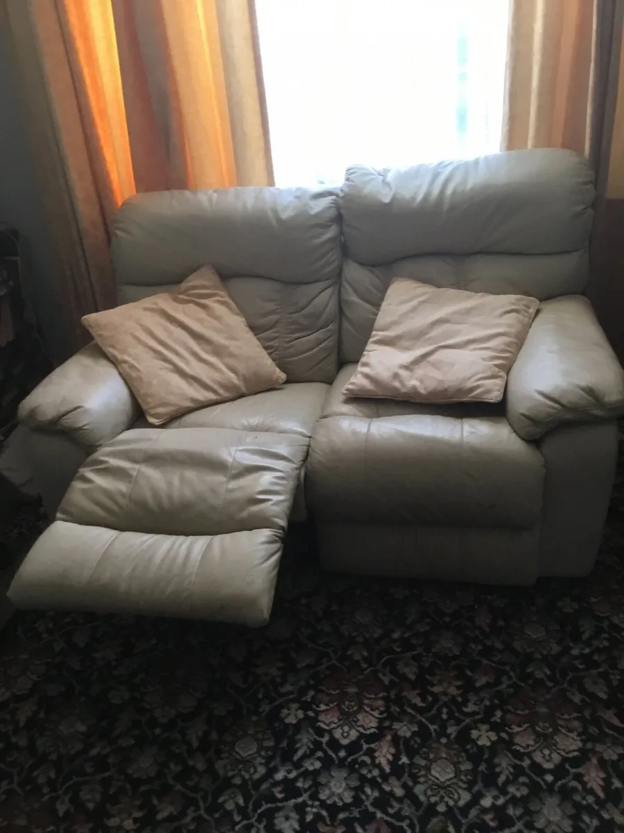 White leather sofa recliner set. - Image 1