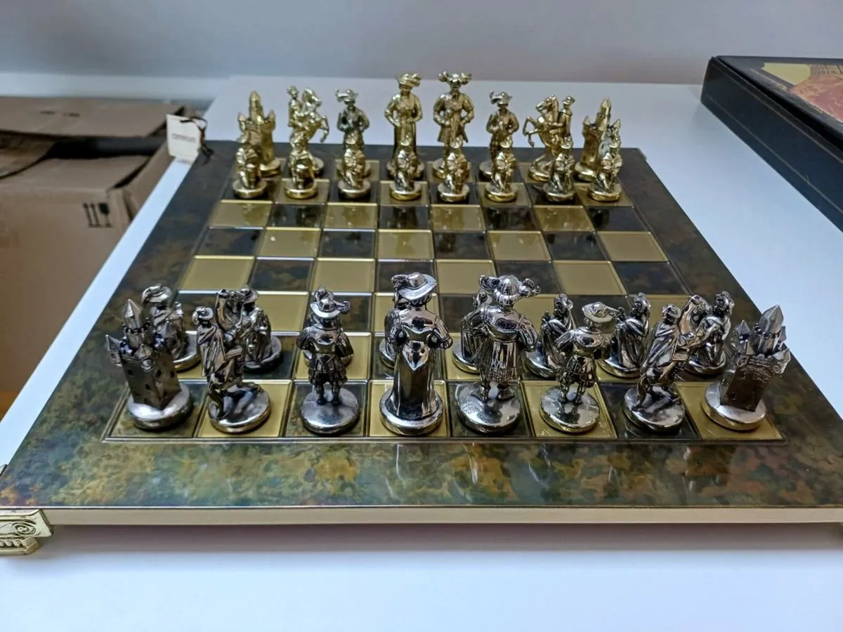 Chess Set ( Manopolous) - Image 3