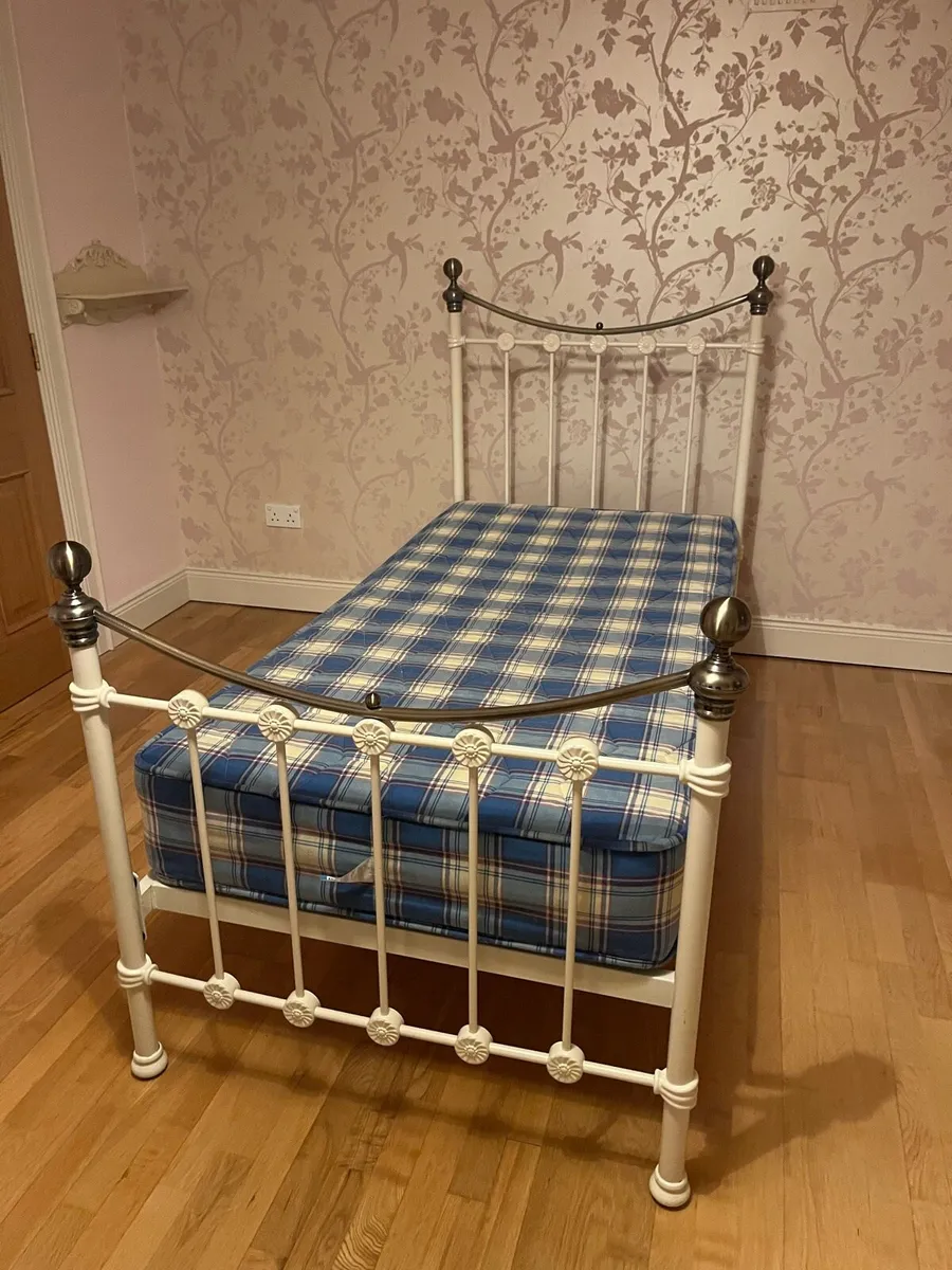 Single Wrought Iron Bed - Image 2