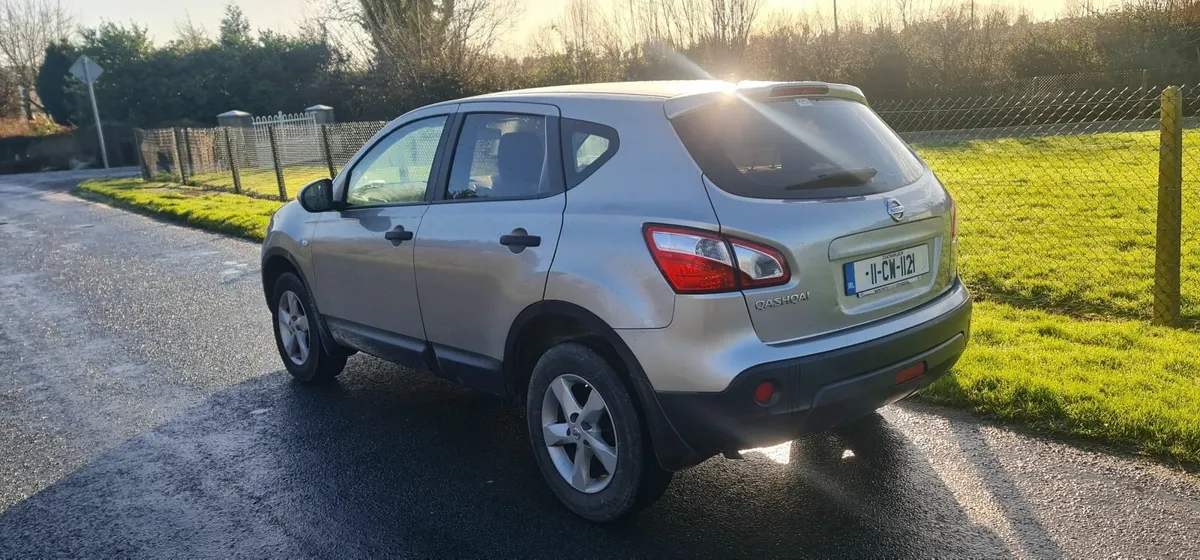 Nissan Qashqai 1.5  NCT24/ 05/26 & Tax31/03/26 - Image 2