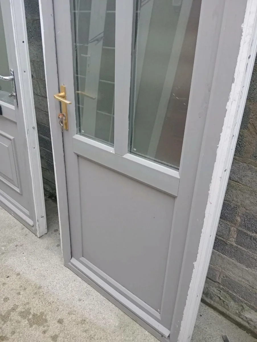 🏠 HIGH QUALITY DOOR AVAILABLE 🏠 - Image 2