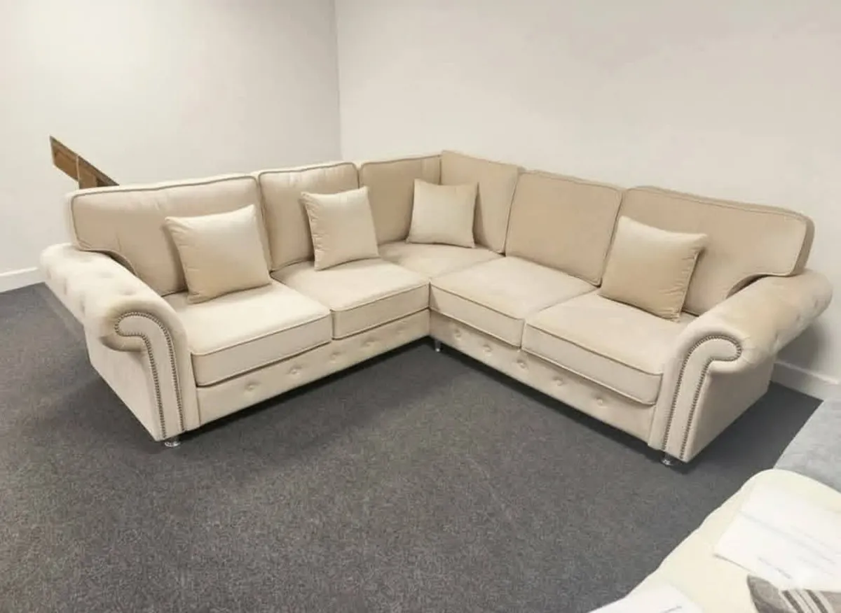 Sorrento Leather Sofas 3/2 - Image 4