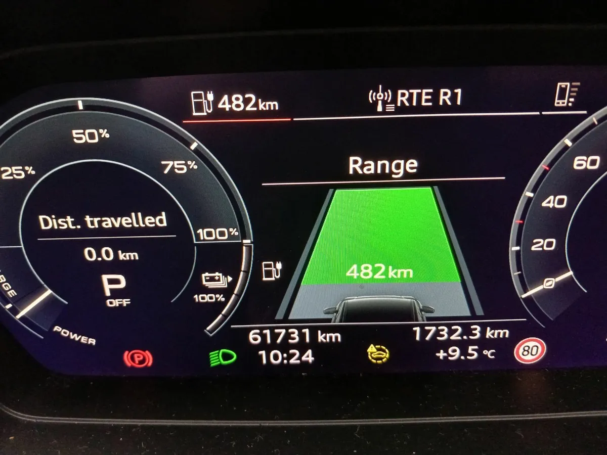 Audi e-tron 2023 - Image 3