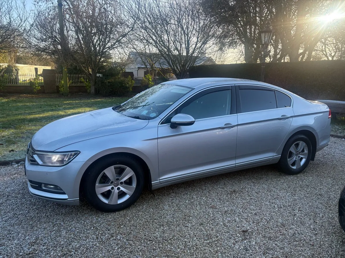 2017 Vw Passatt , 2.0 litre diesel , 6 speed manua - Image 1