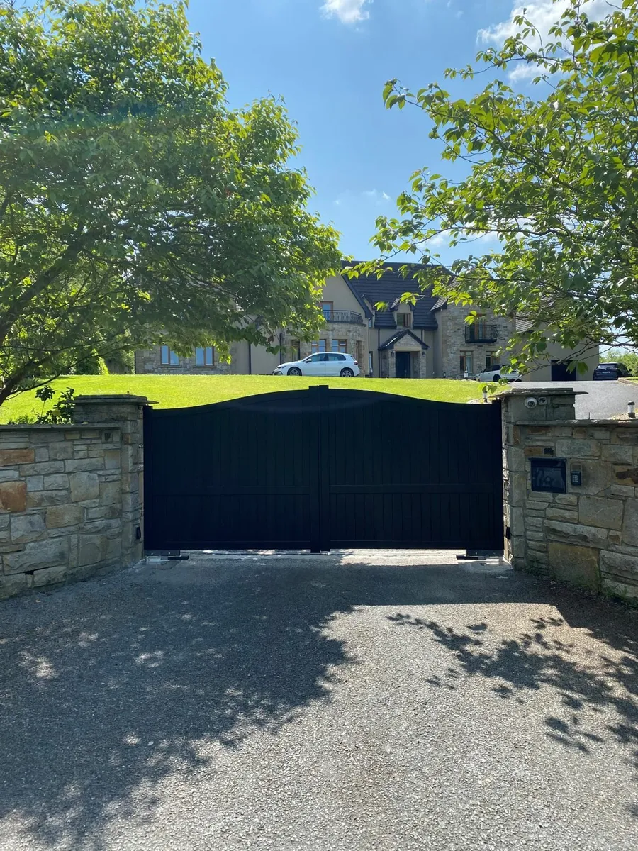 Aluminium Driveway House Entrance Gates - Image 4