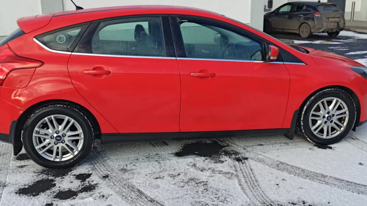 FORD FOCUS 2013 TITANIUM / 1.6 DIESEL / MANUAL - Image 4