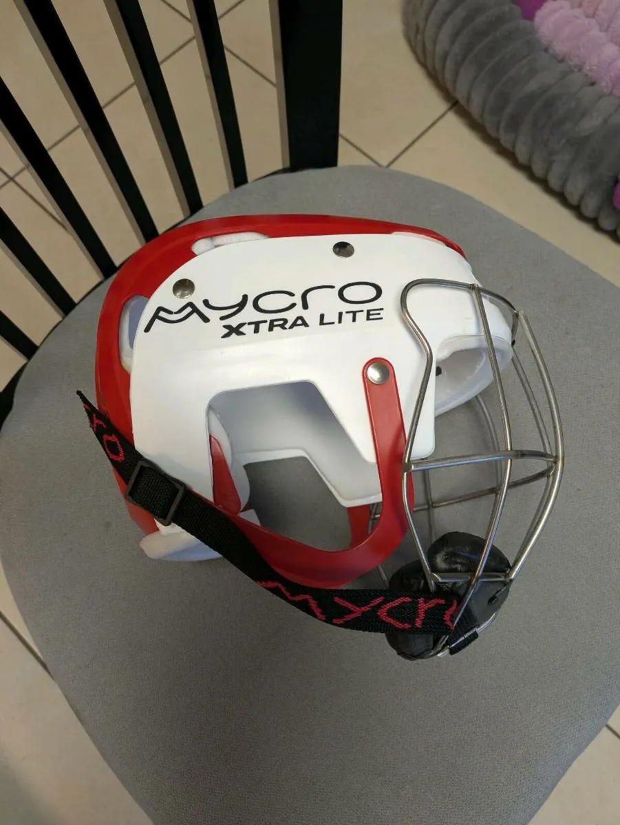 Camogie / hurling helmet with face mask - Image 1