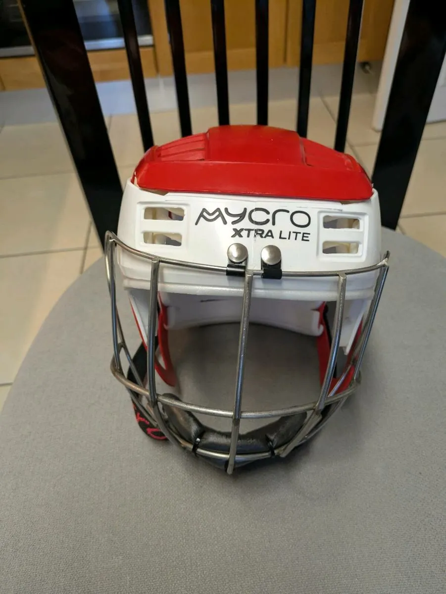 Camogie / hurling helmet with face mask - Image 2