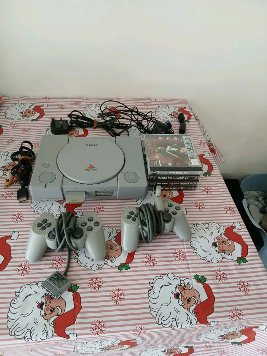PlayStation 1 bundle - Image 2