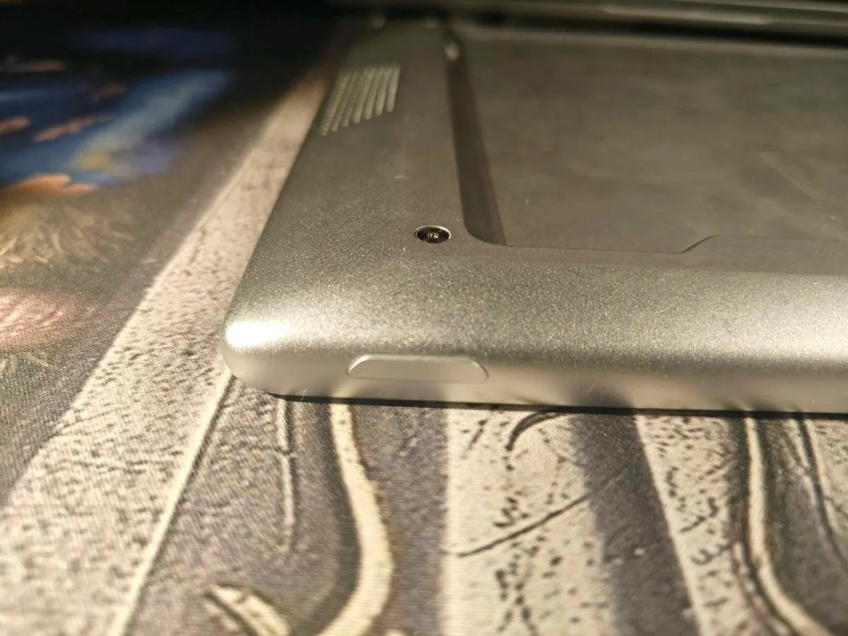 Porsche Rear Seat Entertainment Tablet - Image 4