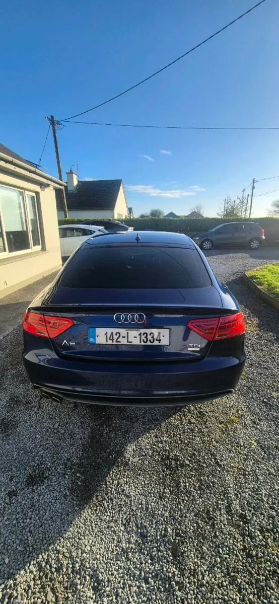 AUDI A5 S-line Black Edition - Image 3