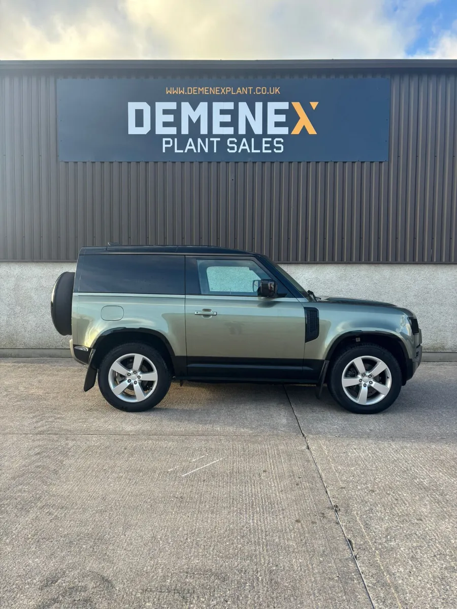 VAT Q - LAND ROVER DEFENDER 3.0 D250 HARD TOP HSE - Image 1