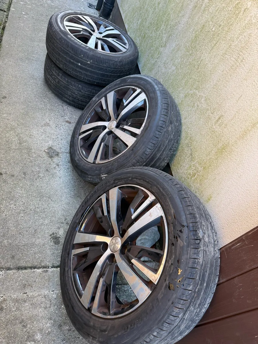 Peugoet 3008-5008 alloys for sale - Image 3