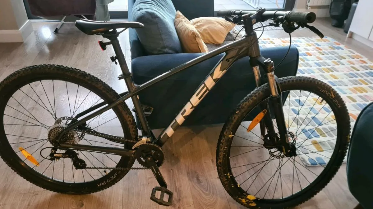 Trek Marlin 5 Bike - Image 3