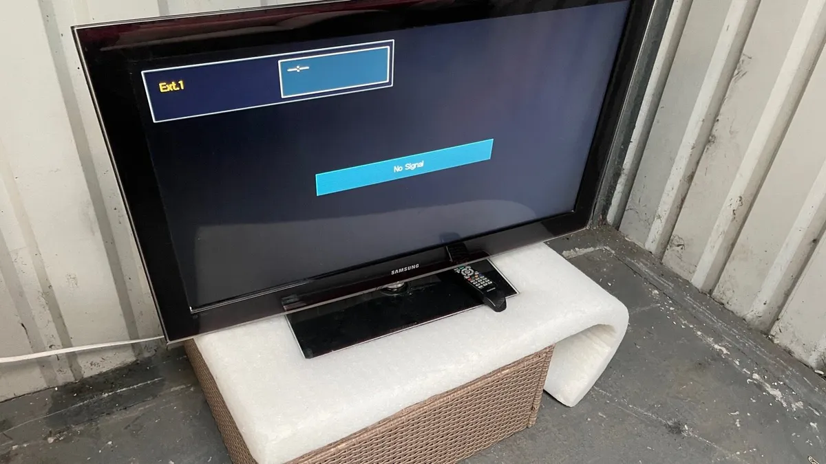 Samsung Tv - Image 4