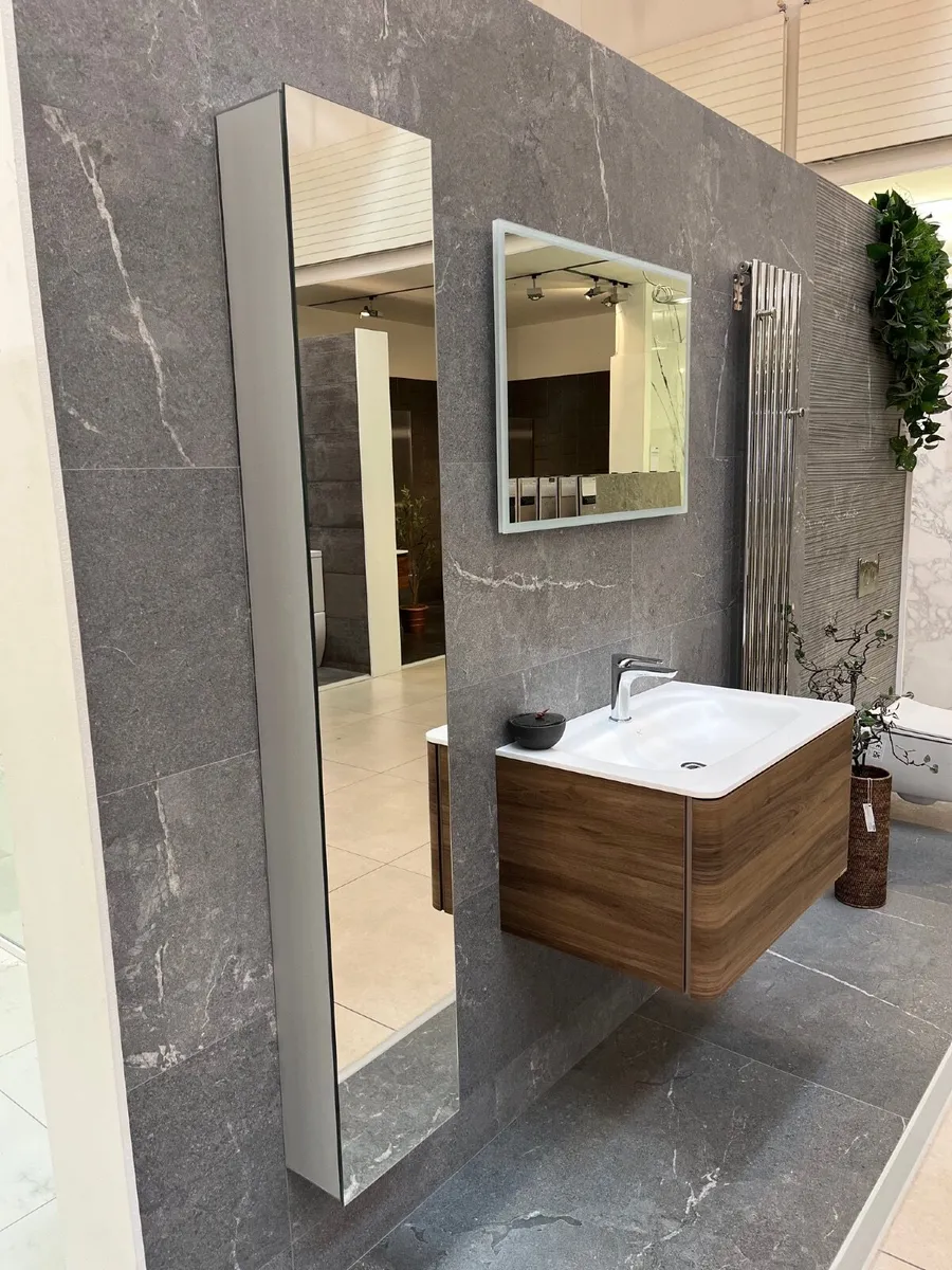 Bathroom cabinet - Image 2