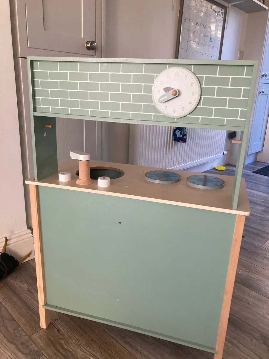 Toy kitchen - Image 3