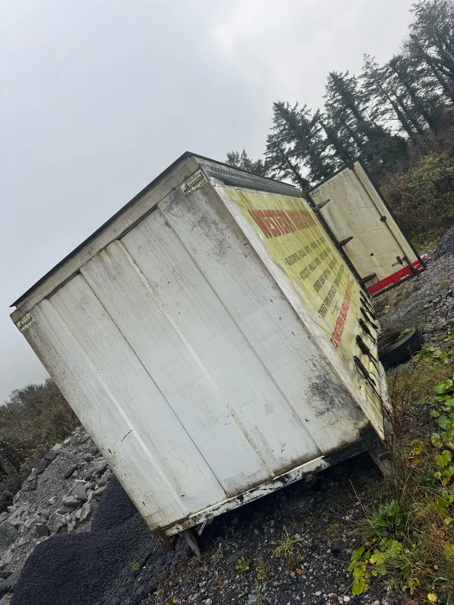 Body 12 by 6 curtain see - Image 2