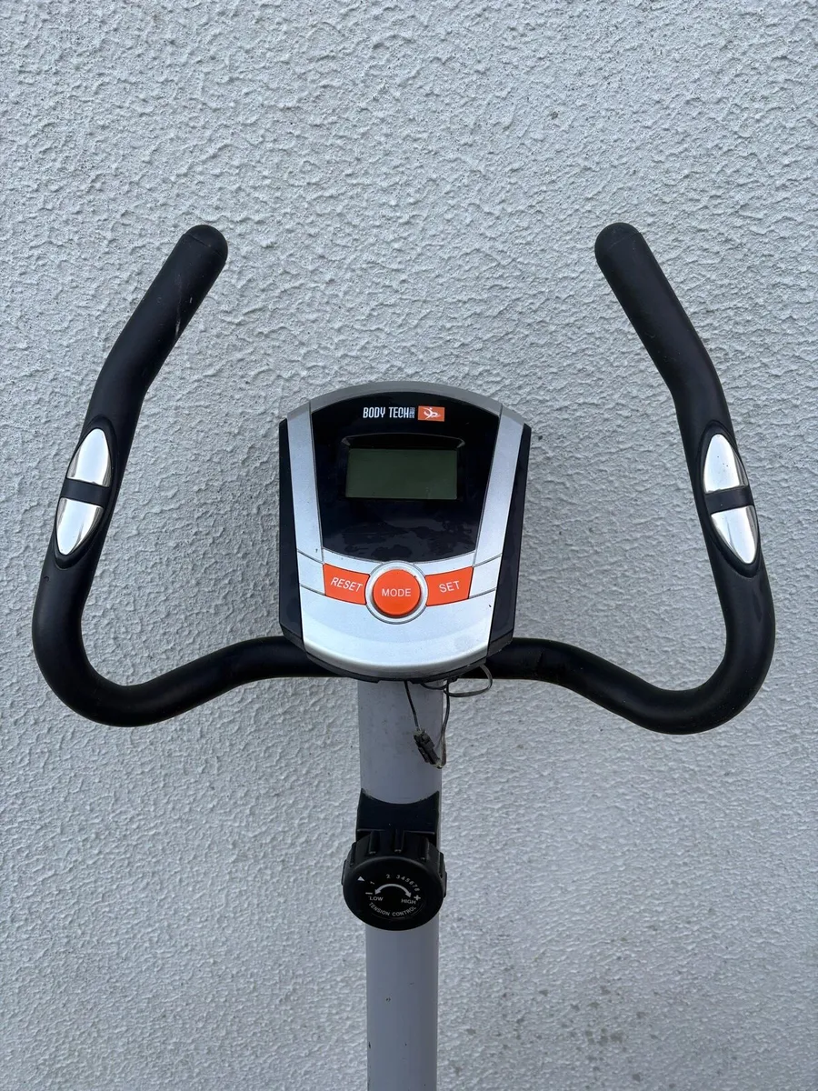 Exercise bike - Image 1