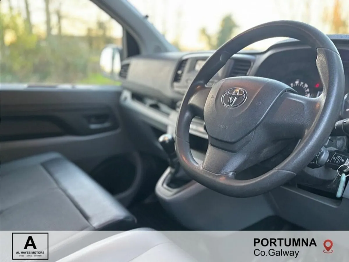 Toyota Proace 1.6 D COMPACT *NO VAT* - Image 2