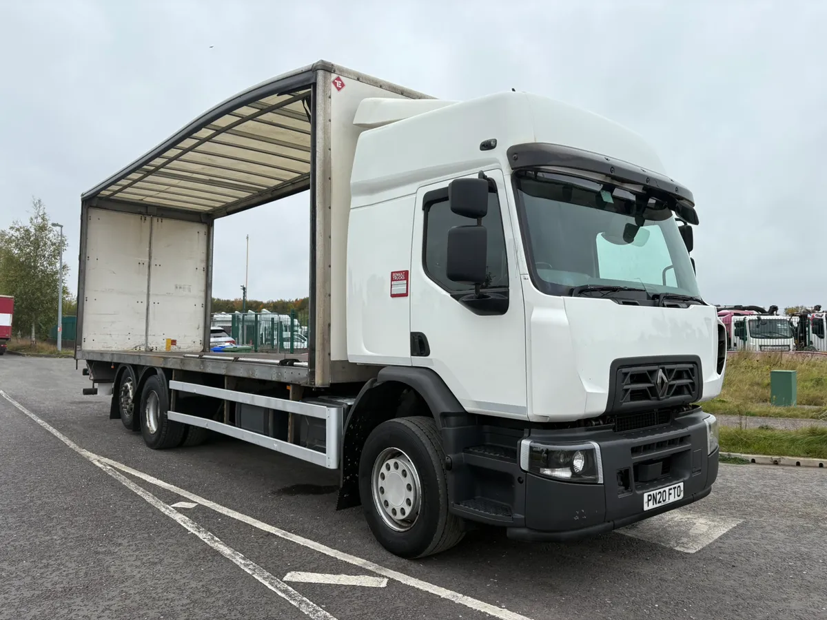Renault D320 6x2 Curtainsider - Image 1