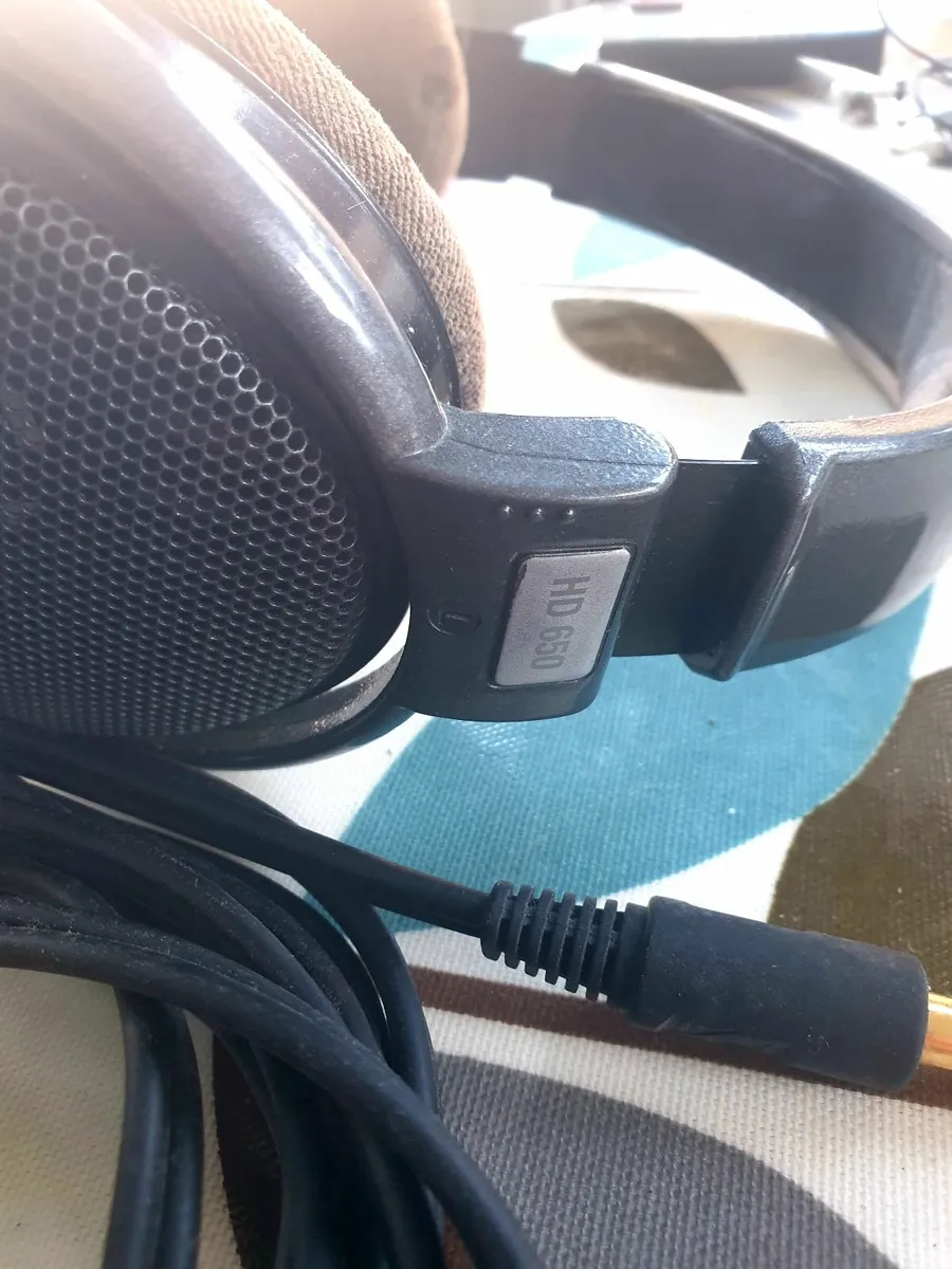 Sennheiser HD650 Headphones - Image 3