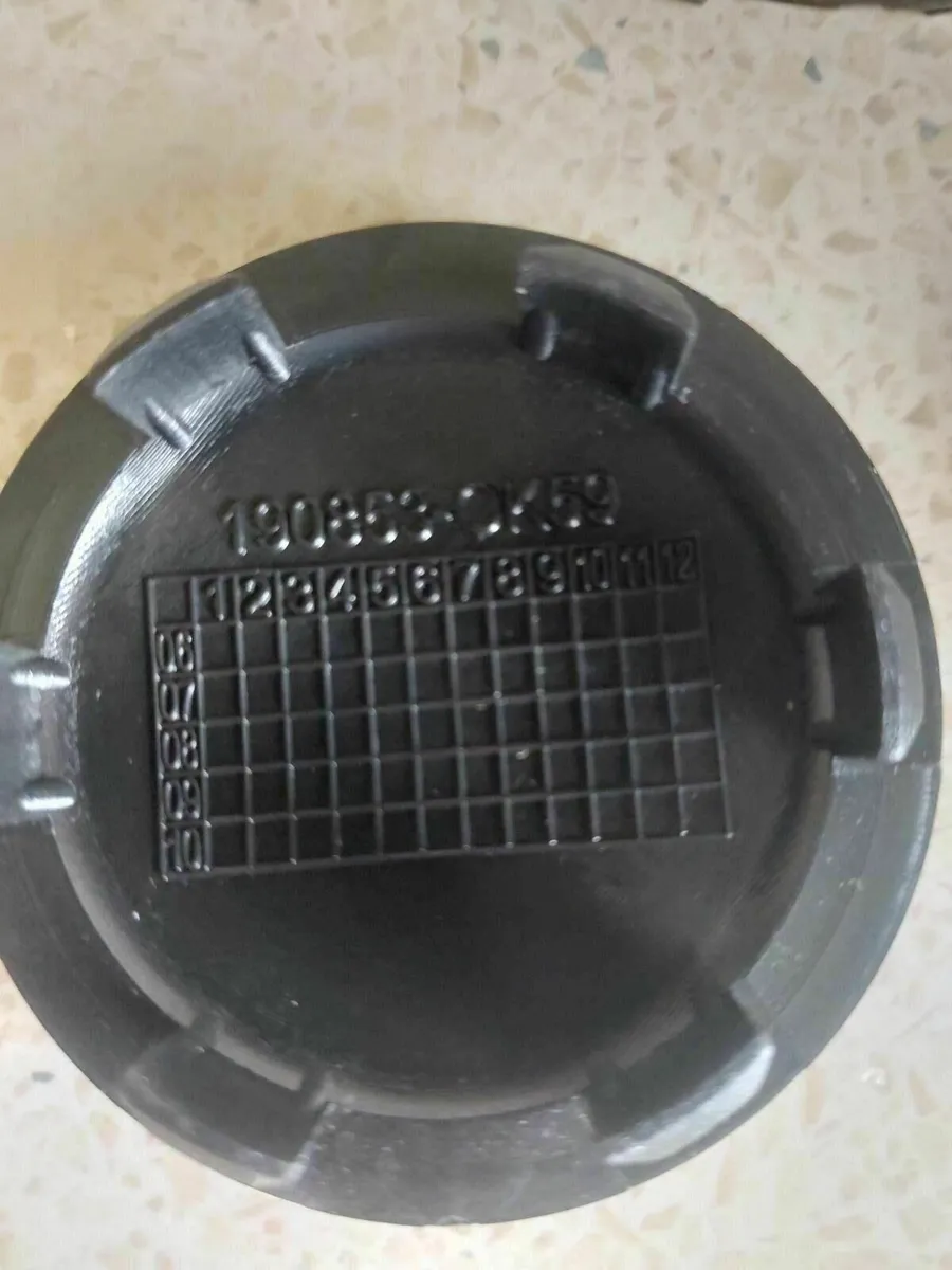 Subaru STI Centre Caps (59mm) FREE POST - Image 2