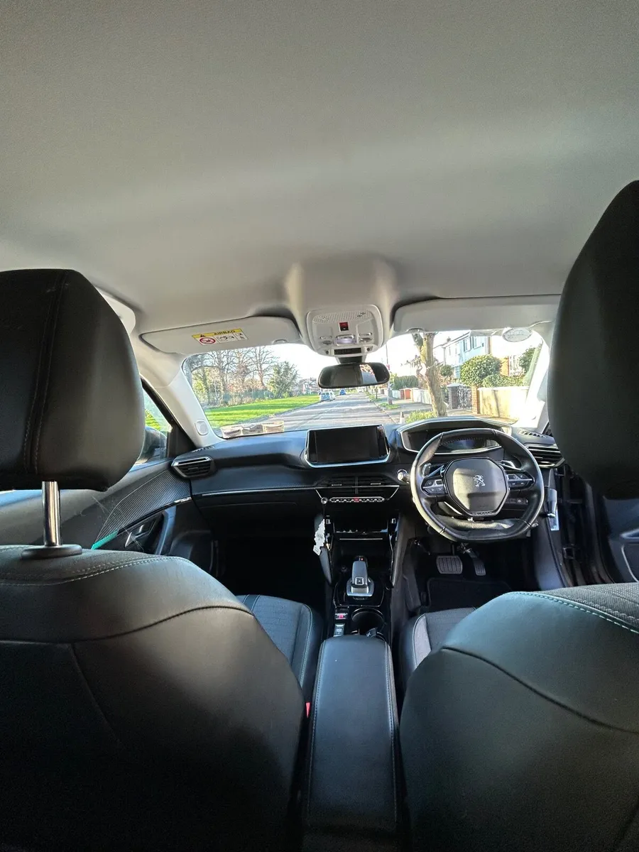 Peugeot 2008 2021 - Image 2