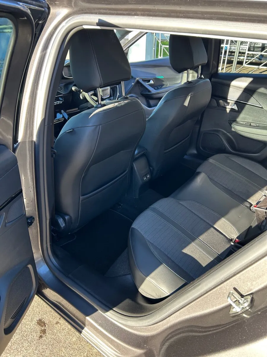 Peugeot 2008 2021 - Image 3
