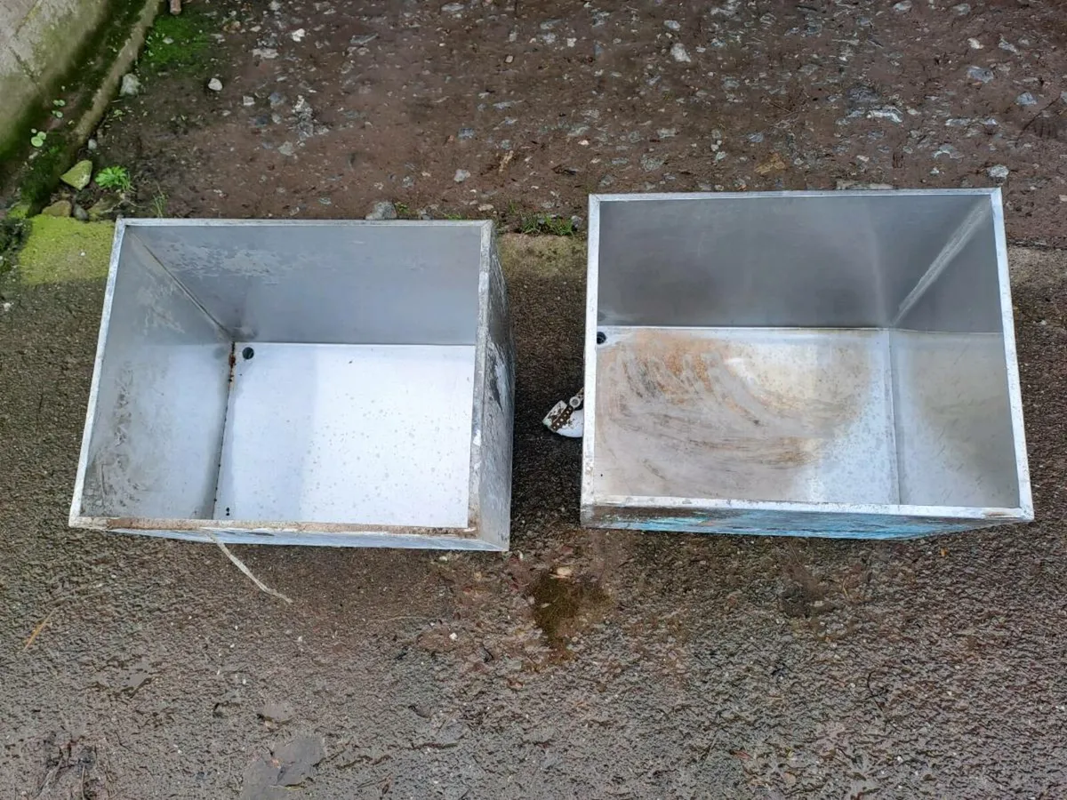 Parlour Wash Troughs - Image 2