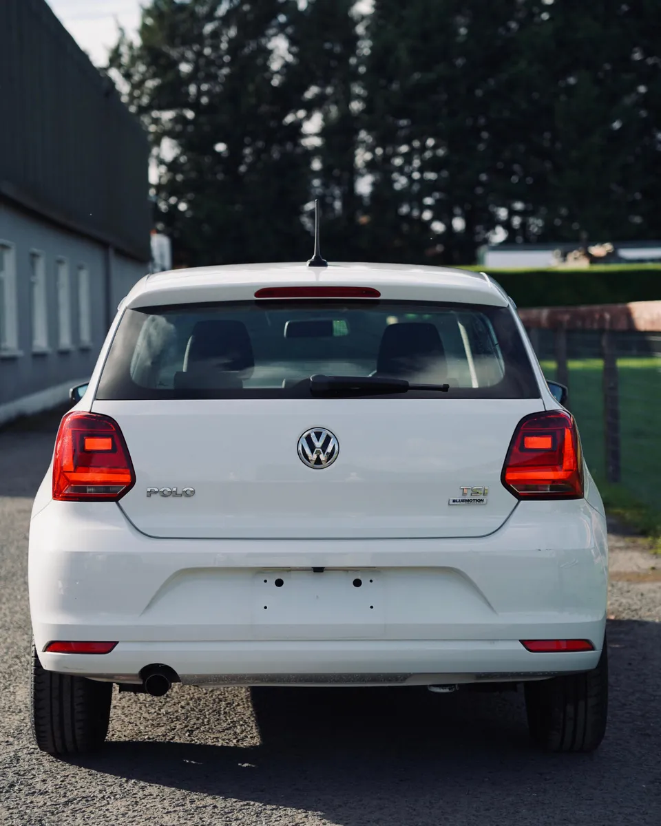 🌟 Volkswagen Polo 1.2 TSI Comfortline 2015 With L - Image 3