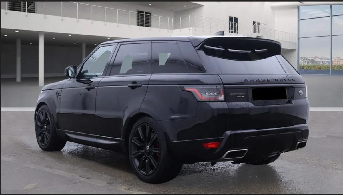 LAND ROVER RANGE ROVER SPORT P40 DYNAMICS HSE - Image 3