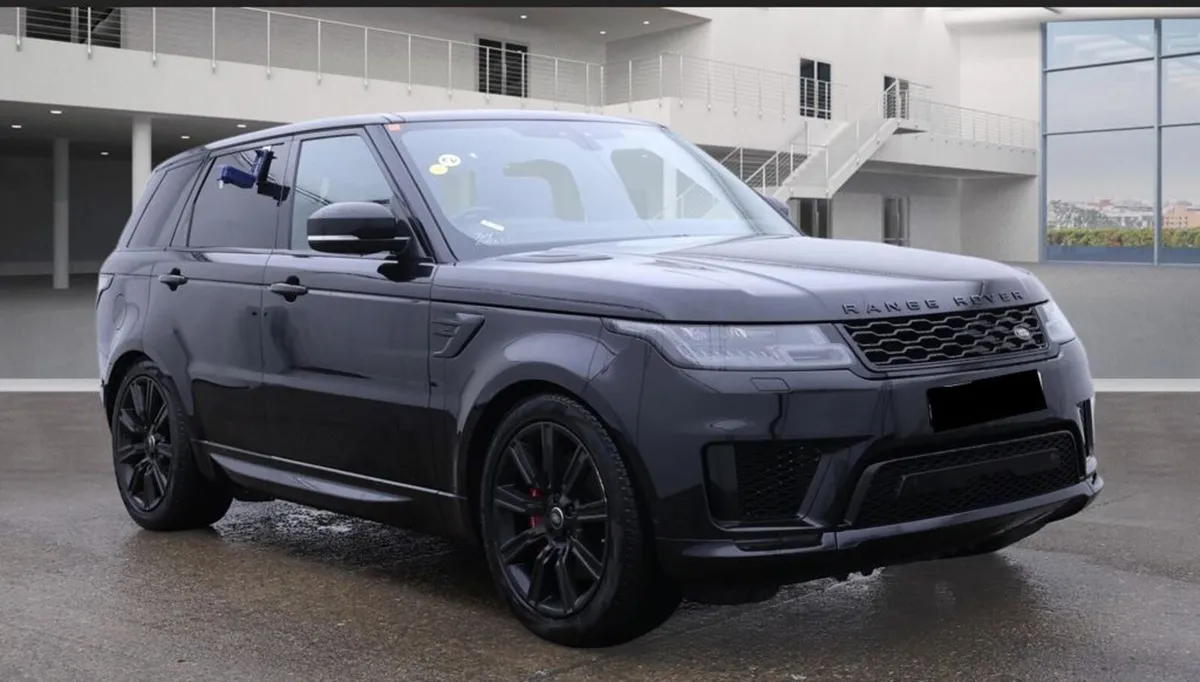 LAND ROVER RANGE ROVER SPORT P40 DYNAMICS HSE - Image 1