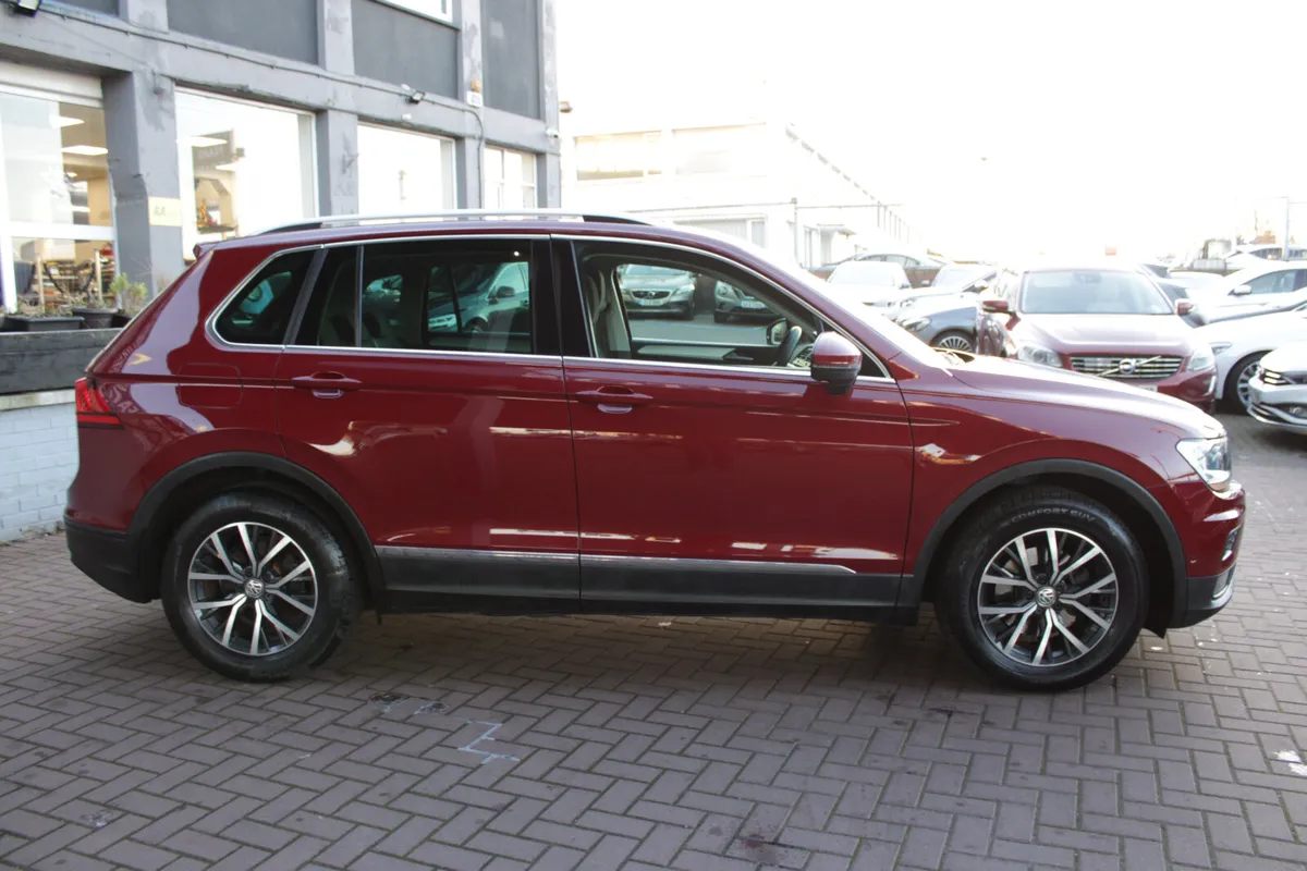 2.0TDI COMFORTLINE PLUS 115BHP 5DR ESTATE 61,000KM - Image 3